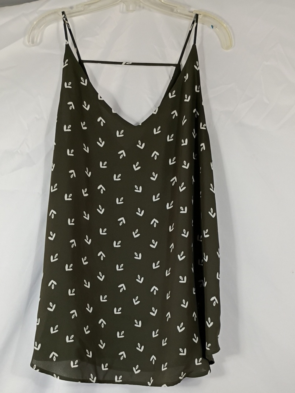 EUC LOFT Olive Green Printed Spaghetti Strap Cami Lined Women's Sz Medium Petite